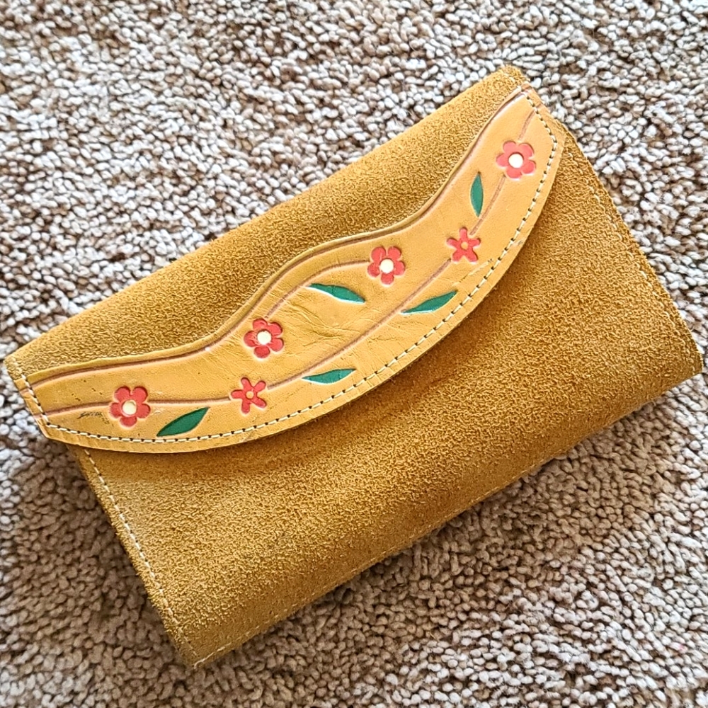 Vintage Soft Leather Wallet Floral Design